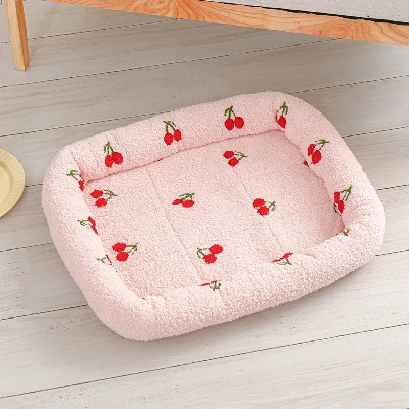 Universal Kennel Cloud Velvet  - Calming Dog Bed recension och pris